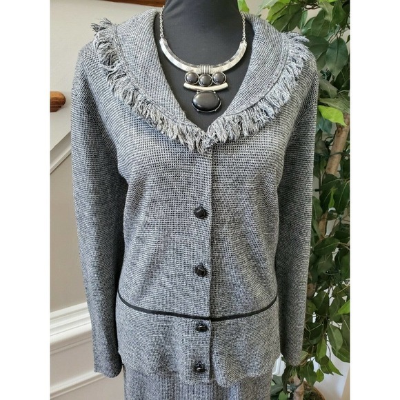 Karen Lessley Women's Gray 100% Acrylic Long Sleeve Button Two Piece Suits Small - Picture 2 of 10